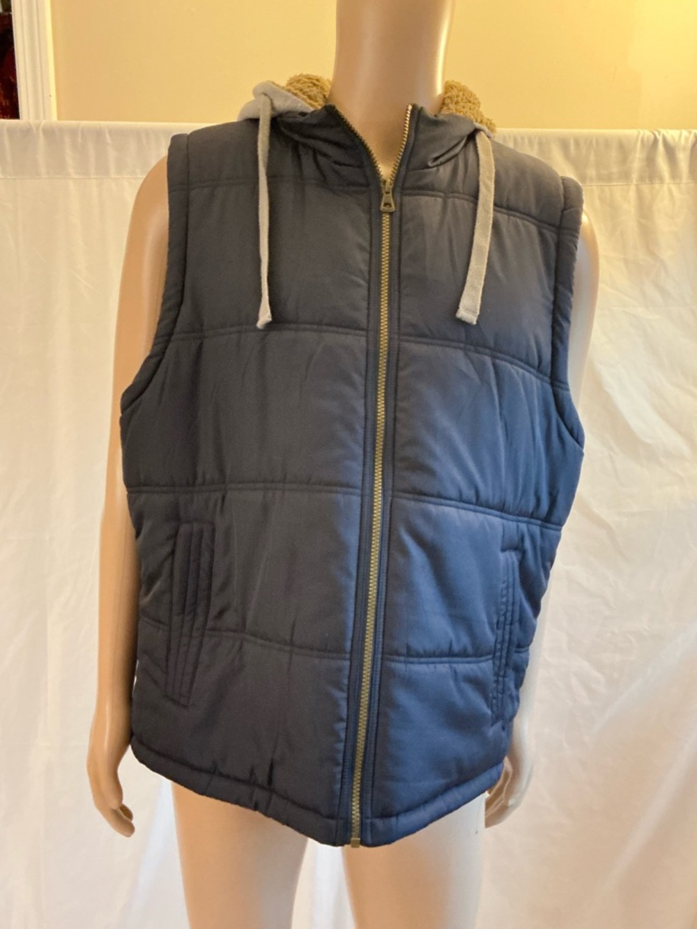 Original Weatherproof Vintage Men's Navy Hooded Quilted Vest